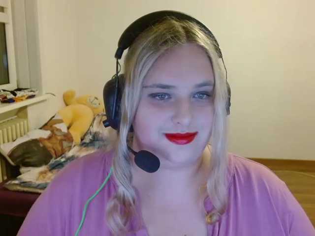 KitsuneAiko live cam on BongaCams