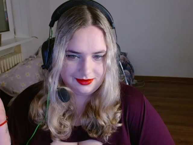 KitsuneAiko, en directo ahora en BongaCams