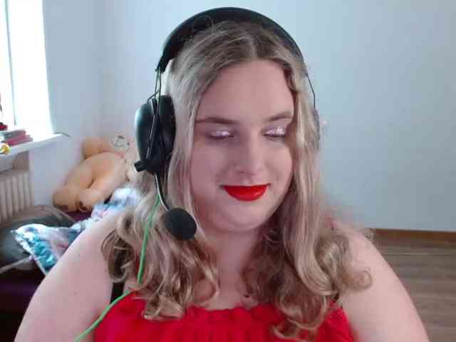 KitsuneAiko webcam