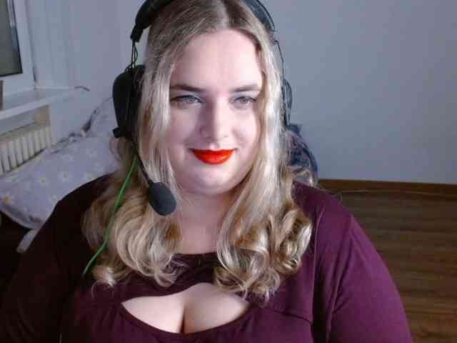 Vorschau des Streams von KitsuneAiko