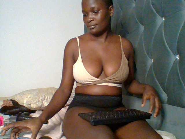MelaninAngels1 live cam on BongaCams