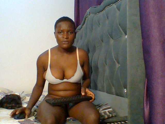 MelaninAngels1, live now on BongaCams