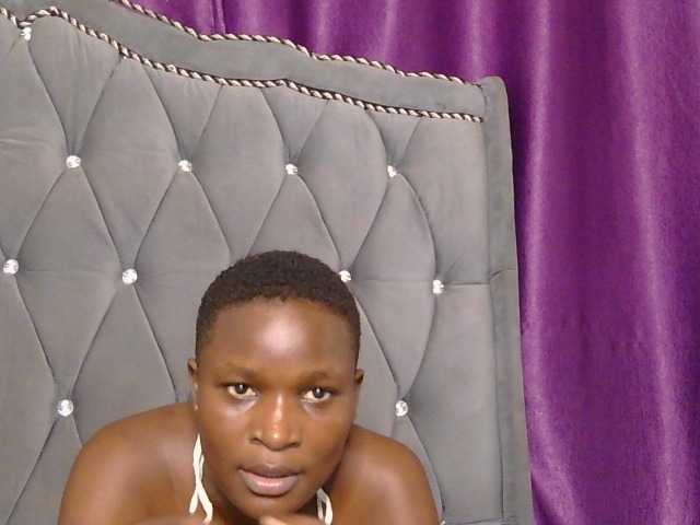 MelaninAngels1 live cam on BongaCams