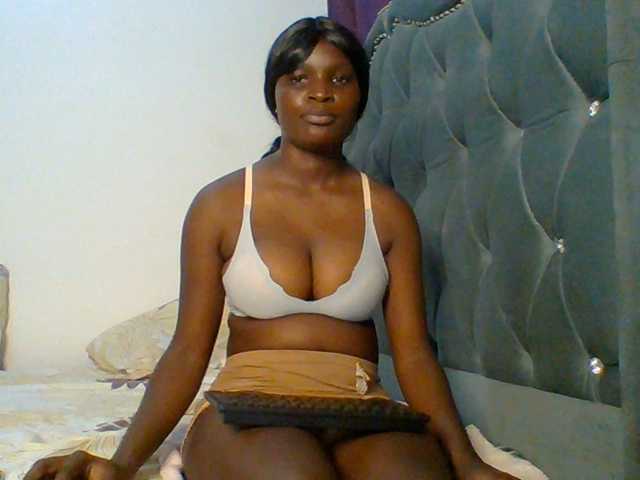 MelaninAngels1, live now on BongaCams