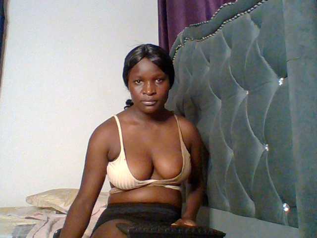 MelaninAngels1 live cam on BongaCams