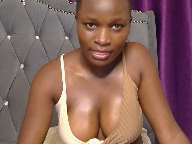 MelaninAngels1 live cam on BongaCams