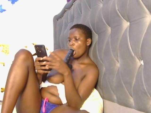 MelaninAngels1 live cam on BongaCams