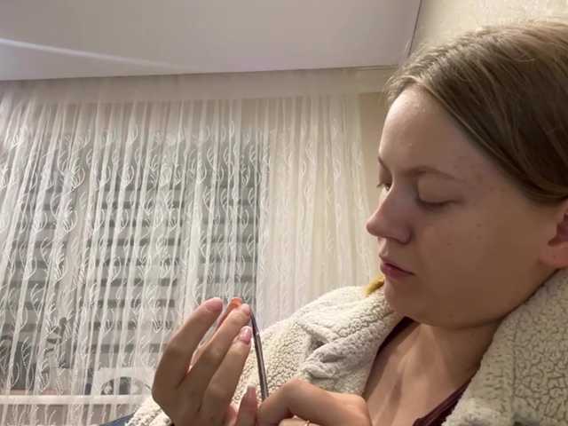 LadonnaCoons live cam on BongaCams