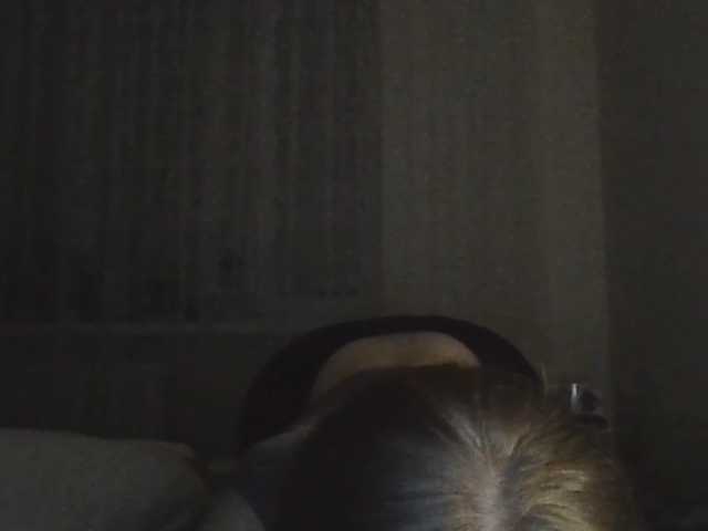 LadonnaCoons live cam on BongaCams