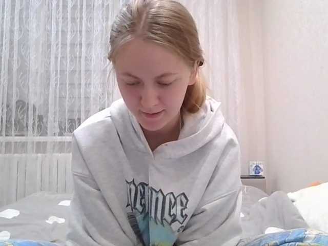 LadonnaCoons live cam on BongaCams