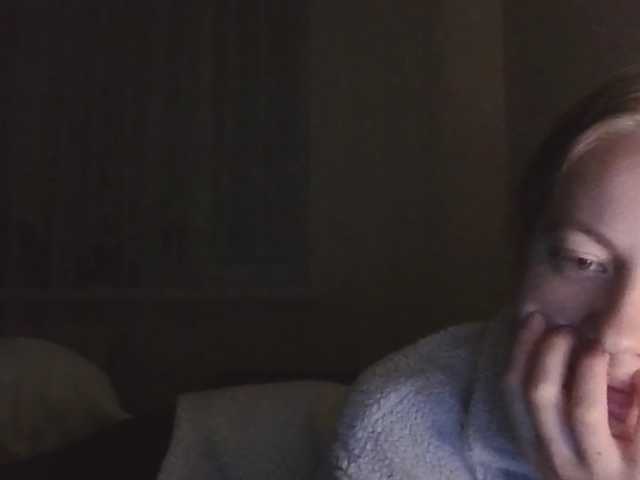 LadonnaCoons live cam on BongaCams