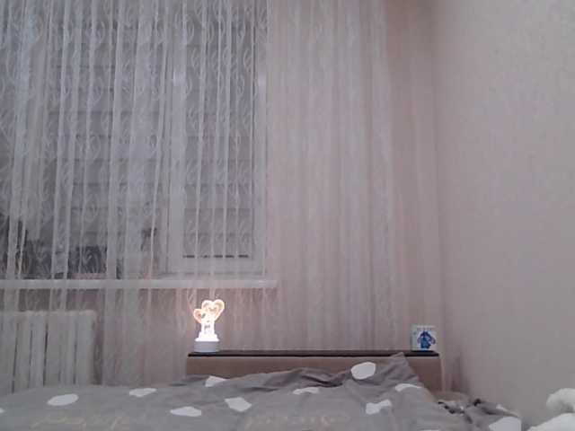 LadonnaCoons live cam on BongaCams
