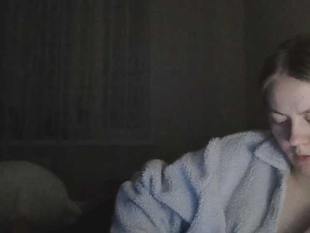 LadonnaCoons live cam on BongaCams