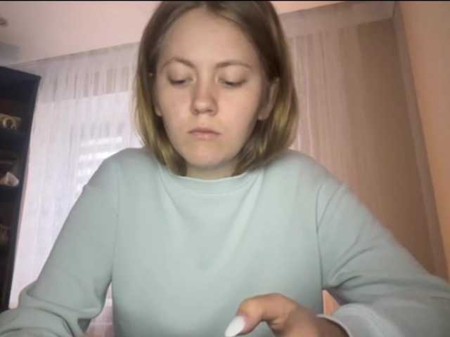 LadonnaCoons live cam on BongaCams