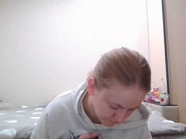 LadonnaCoons live cam on BongaCams