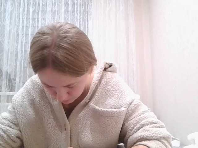 LadonnaCoons live cam on BongaCams