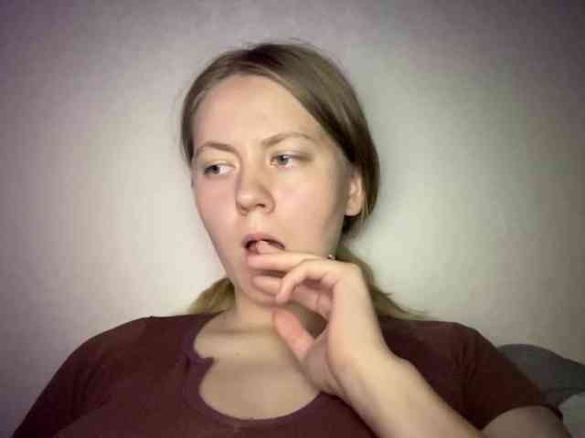 LadonnaCoons webcam