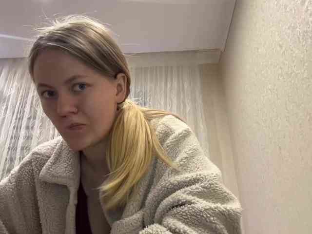 LadonnaCoons webcam
