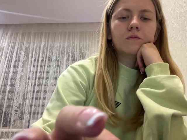 LadonnaCoons webcam