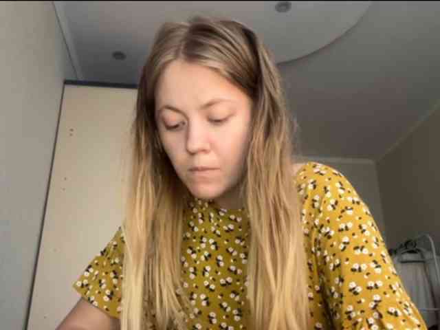 LadonnaCoons webcam