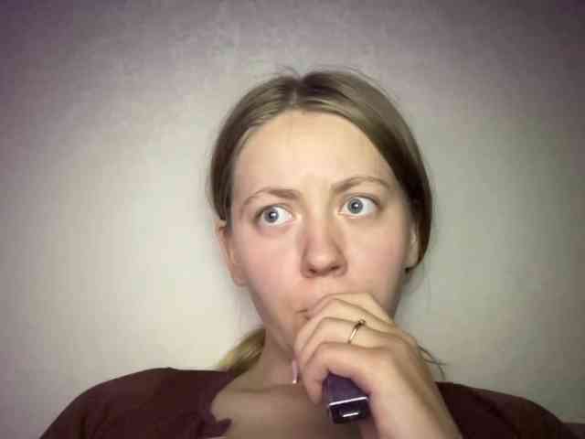 LadonnaCoons webcam