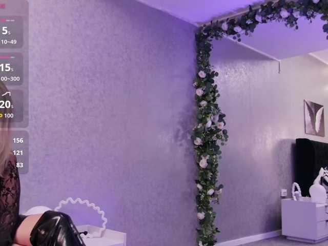 HelenAmora live cam on BongaCams