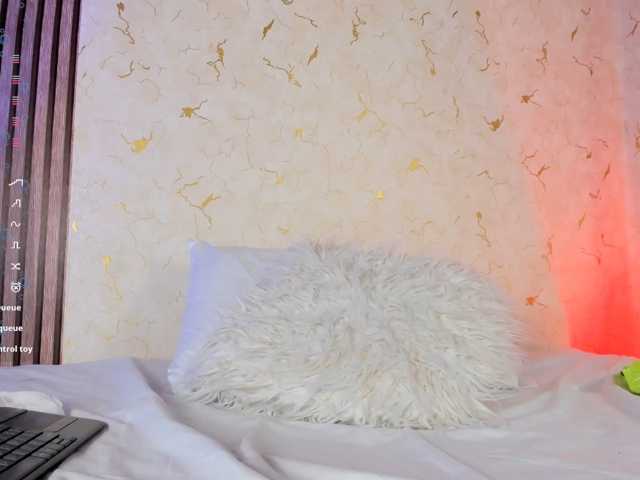 kitty-sterling live cam on BongaCams