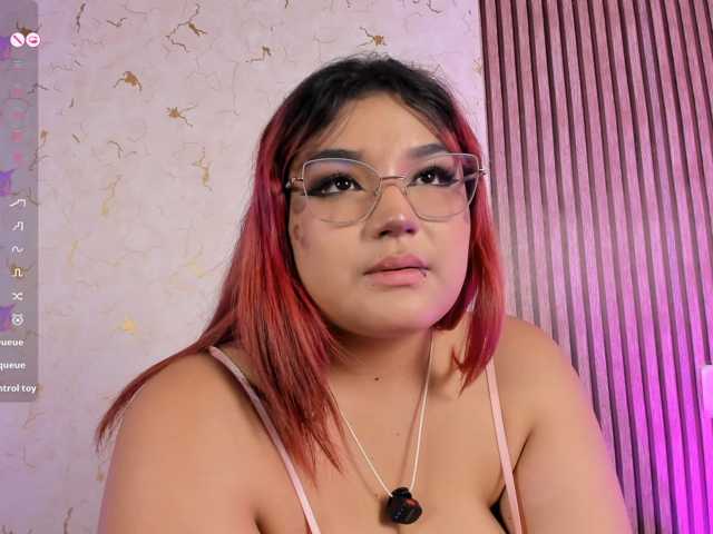 kitty-sterling live cam on BongaCams