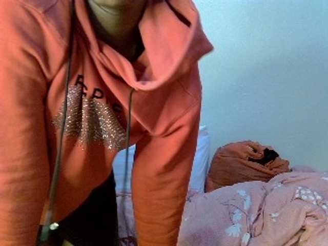 Pettiteebony20