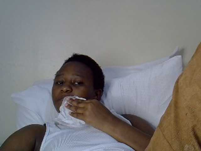 Pettiteebony20