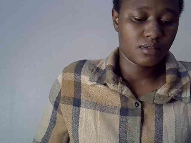 Pettiteebony20 webcam