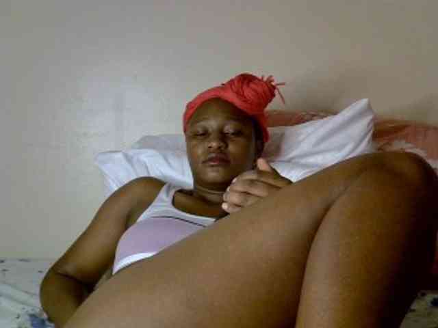 Pettiteebony20 webcam