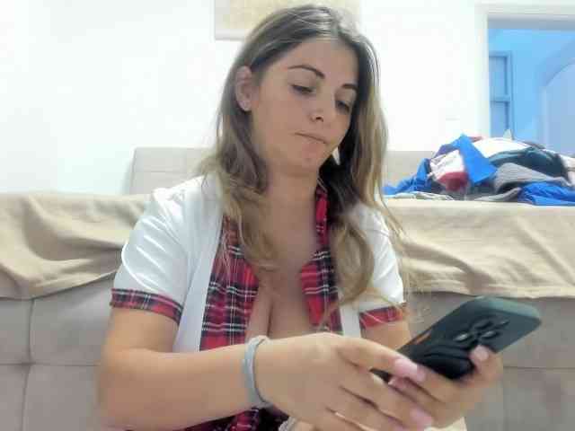 hottalicia2 webcam