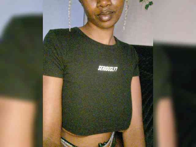 Modèle: Bellaxxxbeau