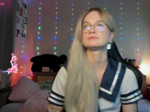 JulietNorris webcam