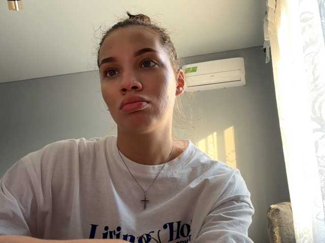 KimberliBunk live cam on BongaCams