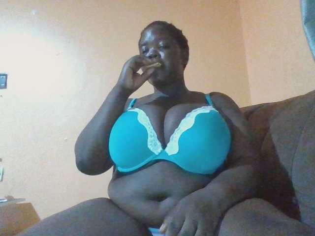 melonboobies1 live cam on BongaCams