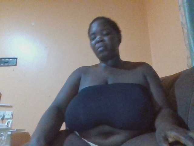 melonboobies1 live cam on BongaCams