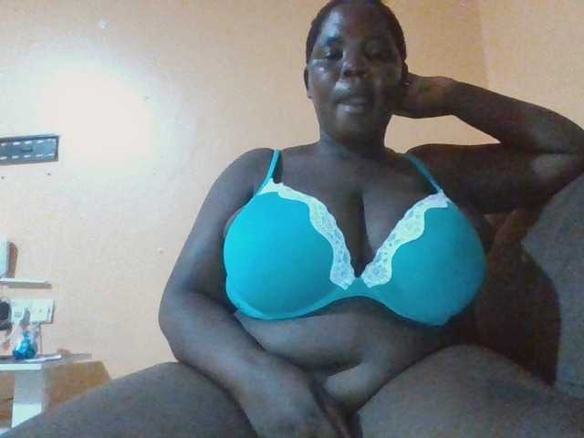 melonboobies1 webcam bongacams model stream image