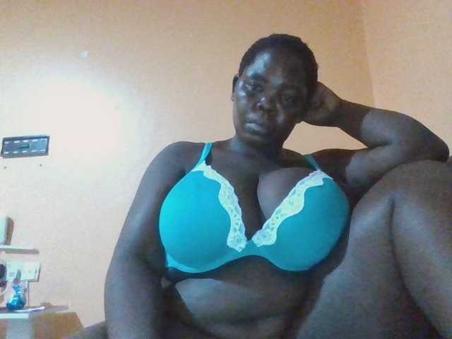 melonboobies1 live cam on BongaCams