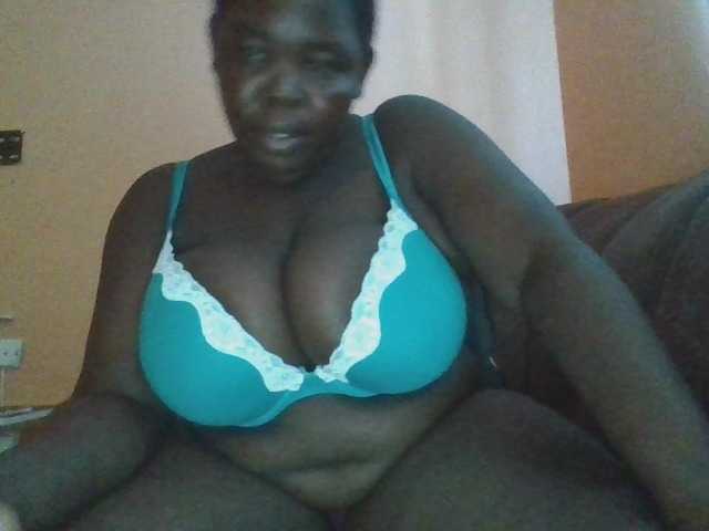 melonboobies1 live cam on BongaCams