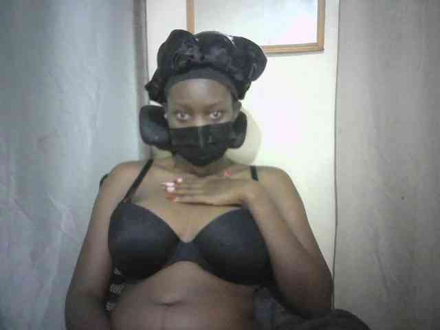 Ebonylatino webcam