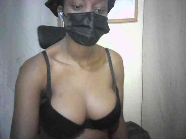 Ebonylatino webcam