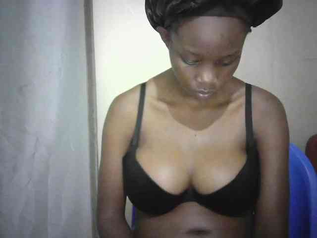 Ebonylatino webcam