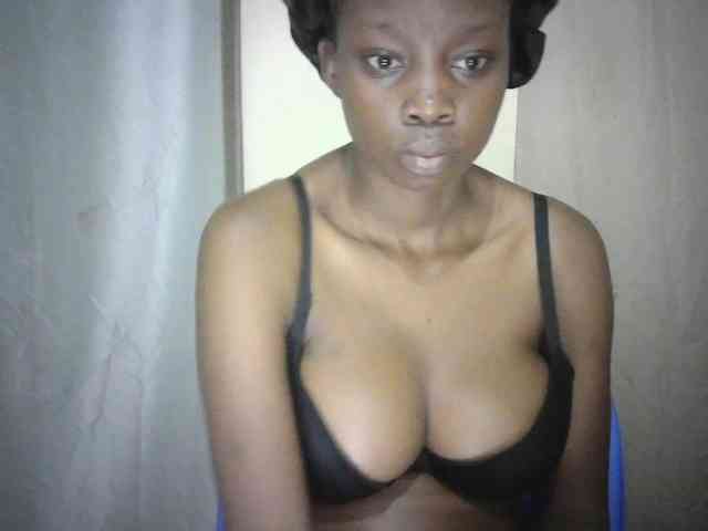 Ebonylatino webcam