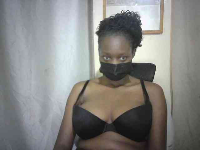 Ebonylatino webcam