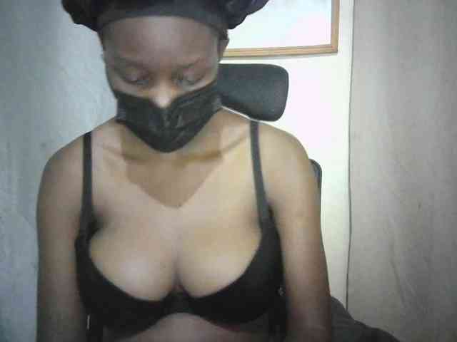 Ebonylatino webcam