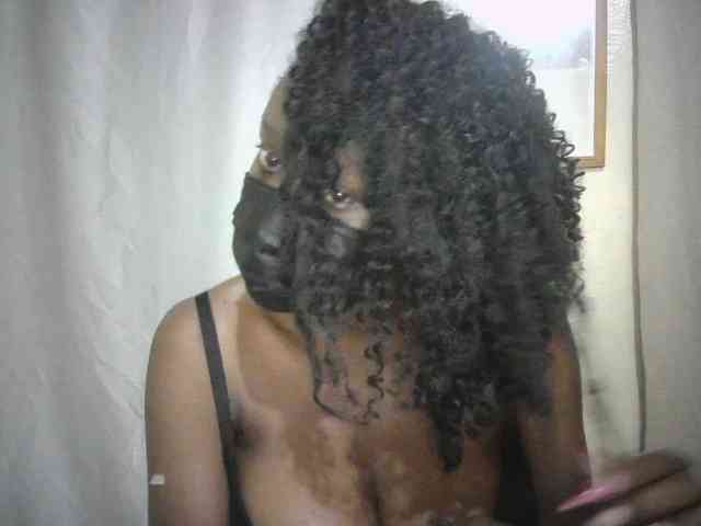 Ebonylatino webcam