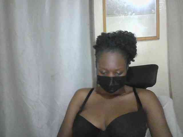 Ebonylatino webcam