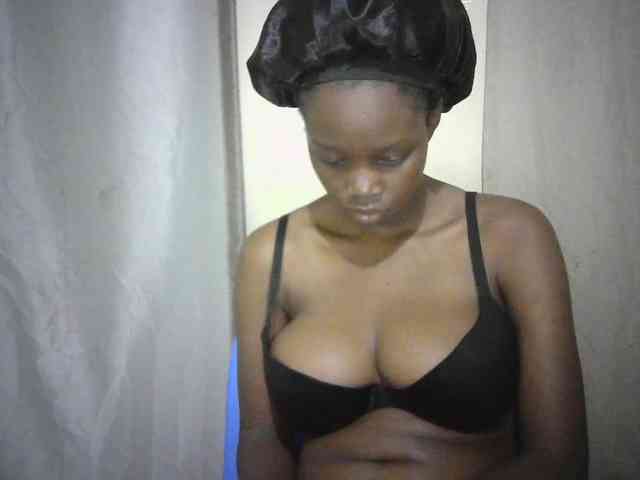 Ebonylatino webcam